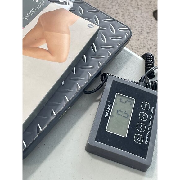 Silk Impressions Pantyhose Size XXXL Light Support Sheer Cocoa 20 Denier NEW - Picture 6 of 6